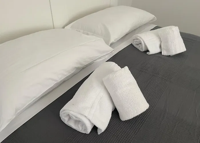 דירה Zina - Rosso - 10 Min From Centre And Airport ברגמו